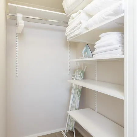 Marina B22 By Hiekka - Sisaeltaeae Liinavaatteet Ja Loppusiivouksen